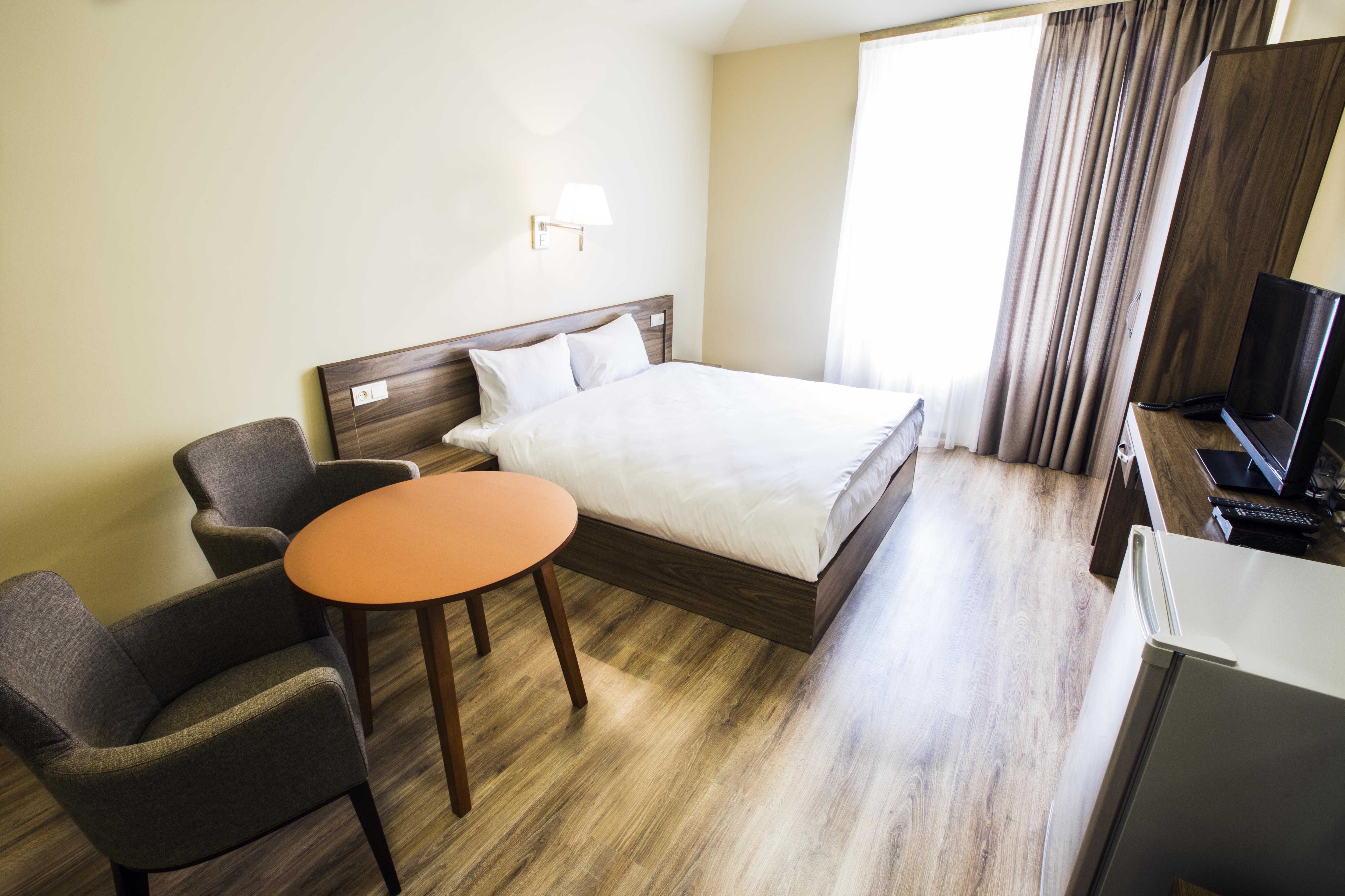 Yerevan Deluxe Hotel Zewnętrze zdjęcie