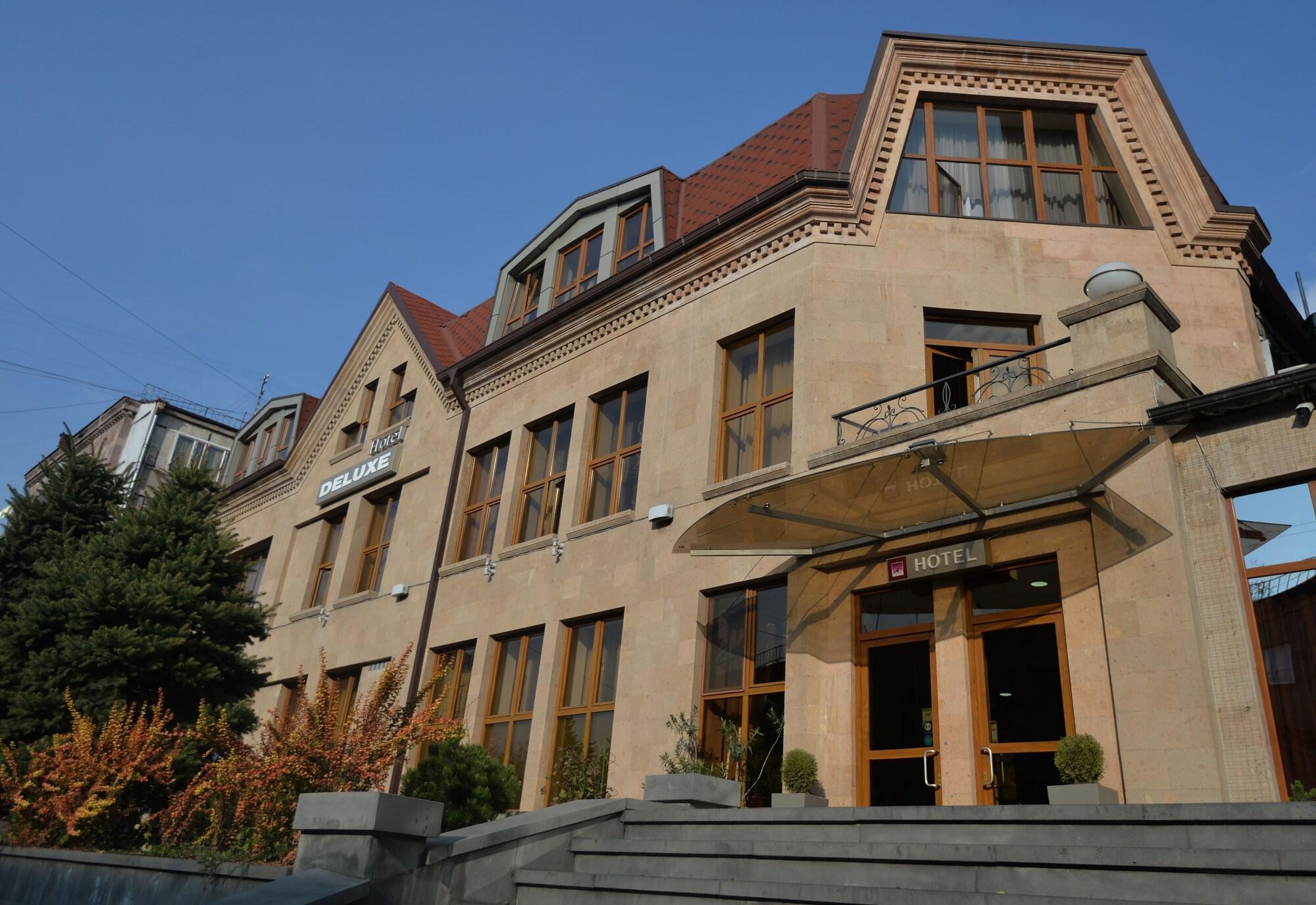 Yerevan Deluxe Hotel Zewnętrze zdjęcie